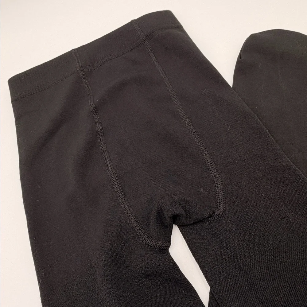 Women’s Black Tights Sizes: M/L, L/XL